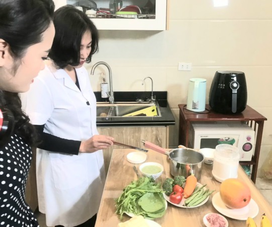 Đảm bảo dinh dưỡng cho trẻ trong  mùa mưa bão.