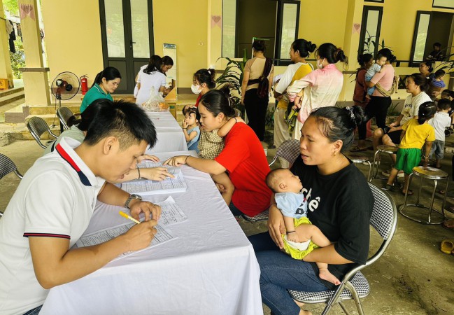 CDC Nghệ An: Điều tra đánh giá tình trạng dinh dưỡng bà mẹ và trẻ em dưới 5 tuổi năm 2024