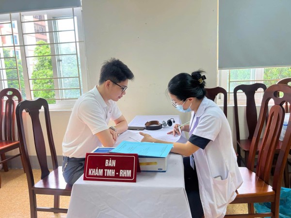 Trung tâm Kiểm soát bệnh tật tỉnh Nghệ An tổ chức khám sức khỏe định kỳ cho viên chức, người lao động