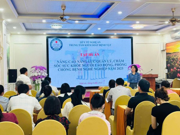 TẬP CÔNG TÁC CHĂM SÓC SỨC KHỎE NGƯỜI LAO ĐỘNG VÀ PHÒNG, CHỐNG BỆNH NGHỀ NGHIỆP NĂM 2025