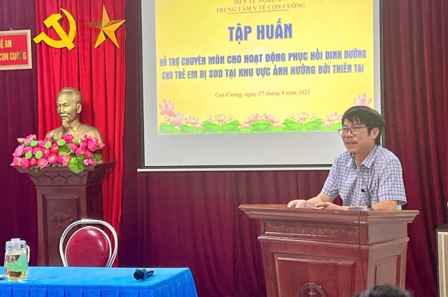 Thực hiện  hướng dẫn chuyên môn  hoạt động phục hồi dinh dưỡng trẻ bị suy dinh dưỡng cấp tính tại khu vực ảnh hưởng bởi thiên tai .