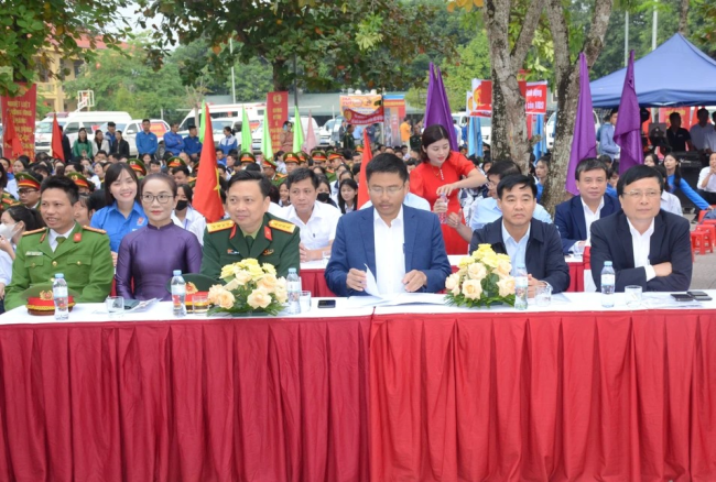 35 NĂM ỨNG PHÓ VỚI ĐẠI DỊCH AIDS: HÀNH TRÌNH KIÊN TRÌ VÀ NHÂN VĂN