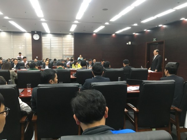 ĐÀ NẴNG HỌP BÀN CÁC GIẢI PHÁP PHÒNG, CHỐNG BỆNH NCOV