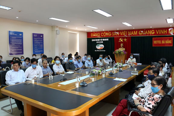 HỘI NGHỊ TRỰC TUYẾN TẬP HUẤN ỨNG DỤNG CÔNG NGHỆ THÔNG TIN TRONG CÔNG TÁC PHÒNG CHỐNG  DỊCH BỆNH COVID-19