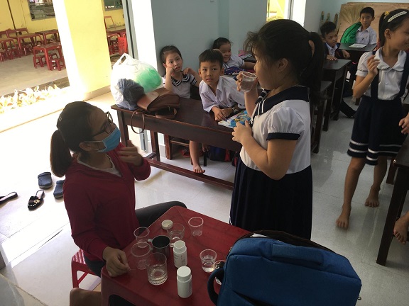 TỔ CHỨC TẨY GIUN CHO HỌC SINH TẠI HUYỆN HÒA VANG, THÀNH PHỐ ĐÀ NẴNG