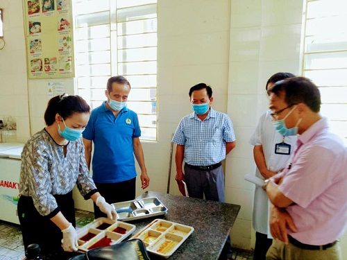 Đảm bảo sức khỏe cho học sinh trong mùa thi