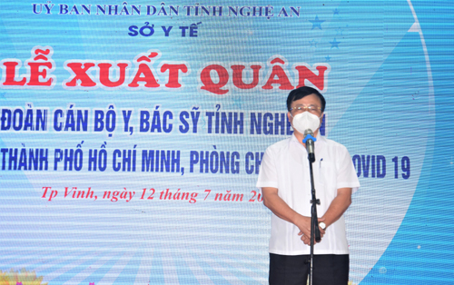 60 y, bác sĩ trên quê hương Bác Hồ Kính yêu tăng viện vào Thành phố Hồ Chí Minh tham gia chống dịch Covid-19.