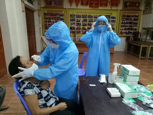 Nghệ An phát hiện 4 ca dương tính mới.