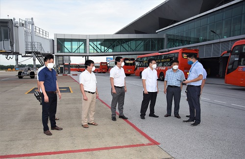 Nghệ An: Đón người dân trên chuyến bay đầu tiên từ các tỉnh phía Nam trở về quê hương