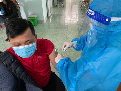 Chiều ngày 16/02/2022 Nghệ An ghi nhận 1.297 ca dương tính mới với COVID-19, trong đó có 323 ca cộng đồng