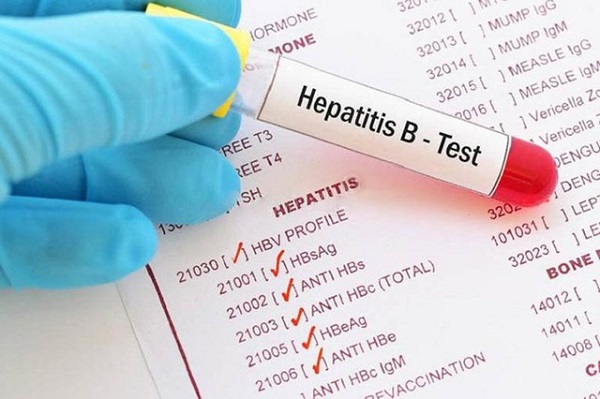 Phòng và điều trị virus viêm gan B truyền từ mẹ sang con