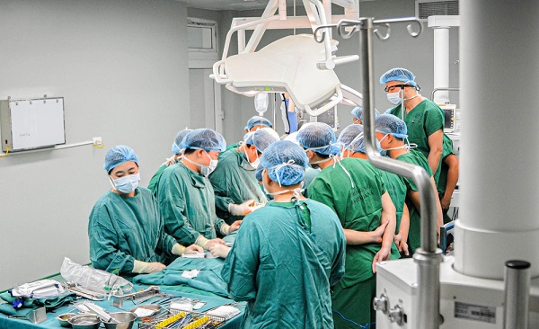 Bệnh viện Hữu nghị Đa khoa Nghệ An tiếp nhận, triển khai kỹ thuật ghép gan, ghép tim từ Bệnh viện Hữu nghị Việt Đức