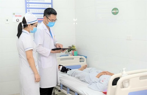 Đẩy nhanh chuyển đổi số, ứng dụng thành công AI trong y tế, 90% người dân có hồ sơ sức khỏe điện tử
