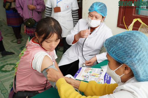 Triển khai hiệu quả Nghị quyết 99 và thực hiện chính sách, pháp luật về y tế cơ sở, y tế dự phòng