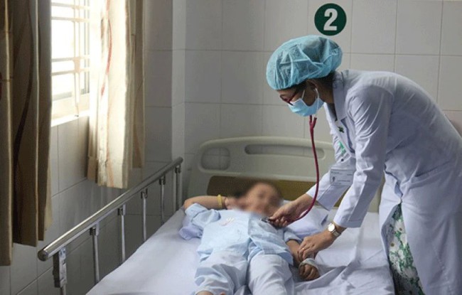 Viêm tụy cấp ở trẻ em, nguyên nhân và dấu hiệu nguy hiểm