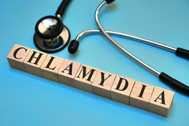 Các triệu chứng chính của bệnh Chlamydia ở phụ nữ