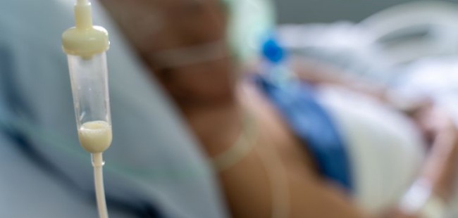 Chế độ dinh dưỡng với người bệnh bị hôn mê