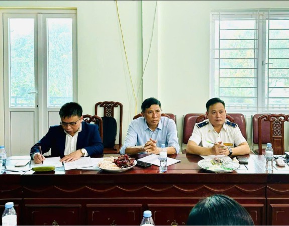 Hội nghị liên ngành triển khai công tác kiểm dịch y tế biên giới tại cửa khẩu Nậm Cắn, huyện Kỳ Sơn năm 2025