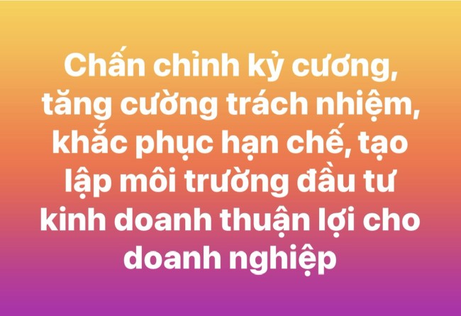 Thuốc lá điện tử ‘núp bóng’ bút, son môi, USB tấn công giới trẻ