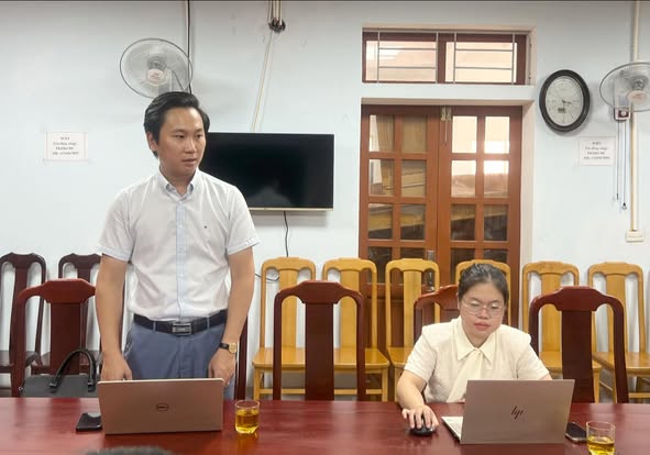 Viện chiến lược và Chính sách y tế làm việc với Trung tâm Kiểm soát bệnh tật tỉnh Nghệ An về thực trạng thực hiện Thông tư liên tịch số 10/2015/TTLT-BYT-BNV quy định CDNN BS, BS YHDP, Y sĩ