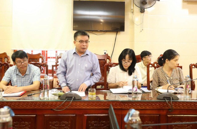 Sở Y tế, Trung tâm KSBT tỉnh Nghệ An làm việc với Cục Phòng bệnh Về việc kiểm tra, giám sát về công tác phòng, chống dịch, xử lý nước và vệ sinh môi trường trước, trong và sau mùa bão lụt tại Nghệ An.