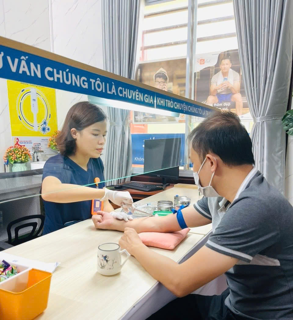 Xét nghiệm sàng lọc cho khách hàng