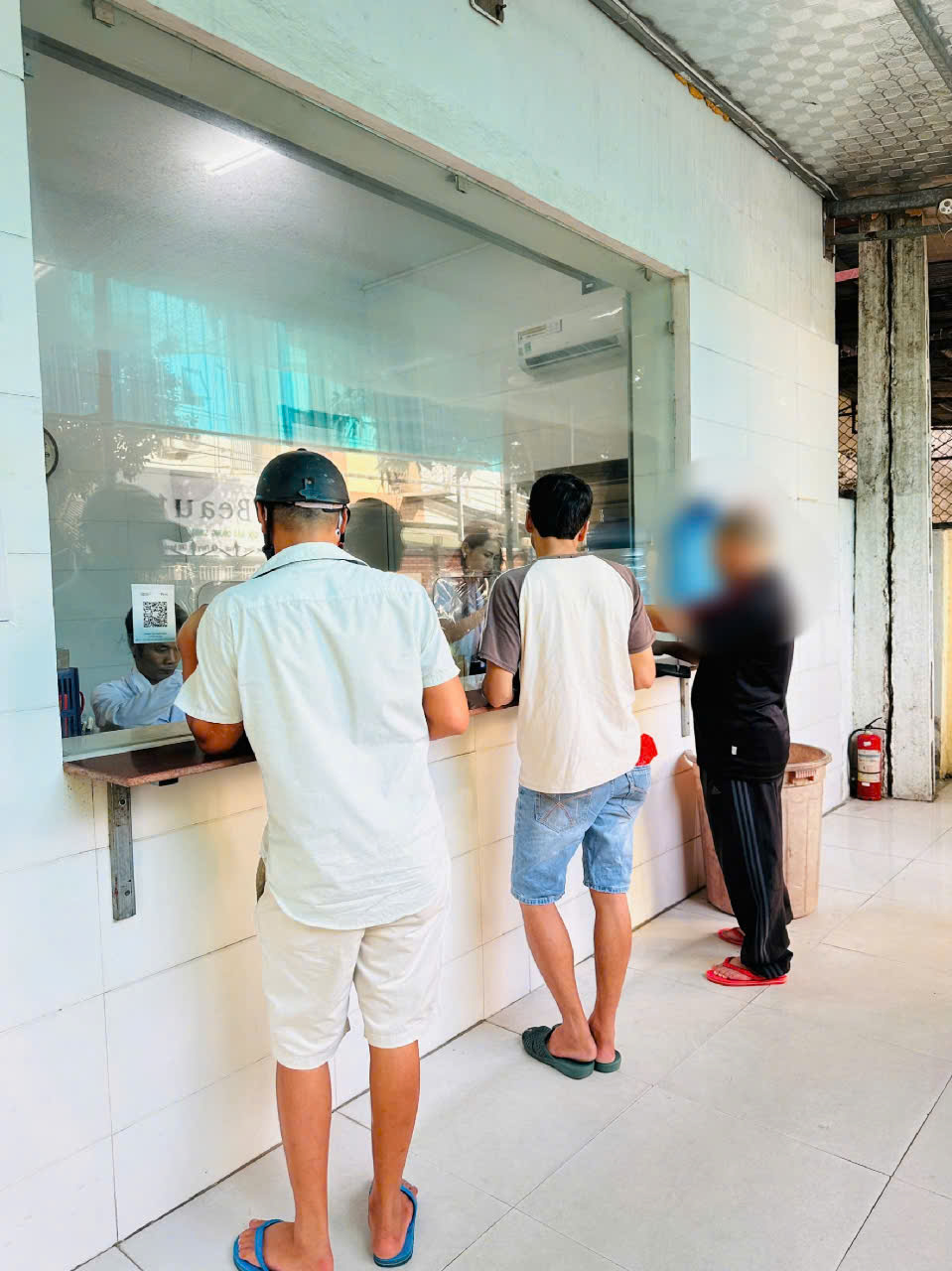 Cở sở điều trị Methadone -Trung tâm Kiểm soát bệnh tật cấp thuốc nhiều ngày cho bệnh nhân