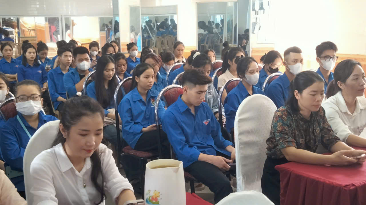 gen n z7323835674485 38333ac36a85cbc5d4a961f85843bec8