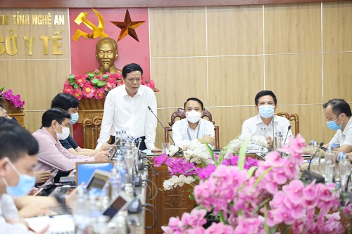 DS. CKII Trần Minh Tuệ - Phó Giám đốc Sở Y tế  phát biểu tại Hội nghị