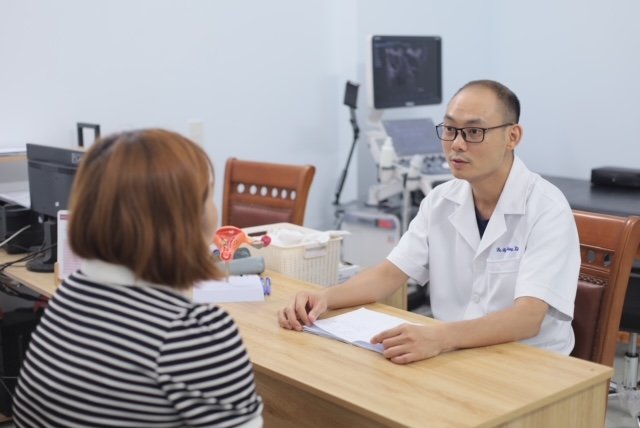 Bác sĩ chia sẻ phương pháp tự nhiên điều trị hội chứng buồng trứng đa nang gây hiếm muộn
